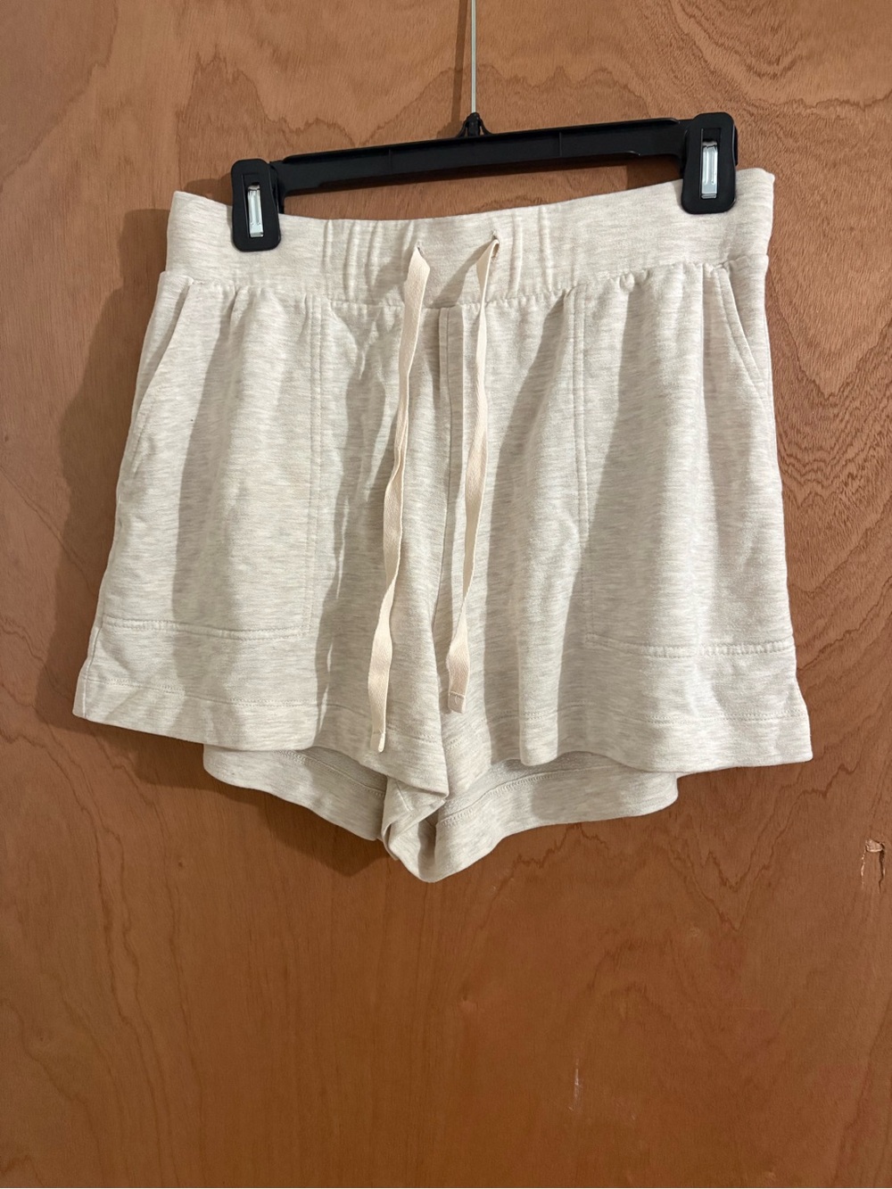 Lou & Grey Cream Elastic Waist Drawstring Lounge Shorts